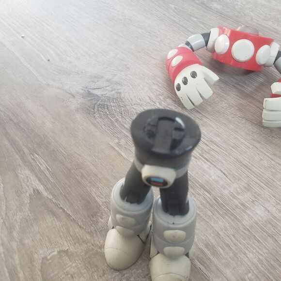 For Parts 2004 Capcom Mega Man NT Warrior GutsMan TorchMan MagnetMan Figures - Picture 5 of 14